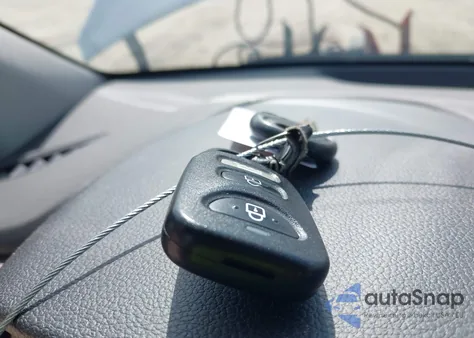 2017 Hyundai Elantra Se из США, поврежденный, VIN 5NPD74LF4HH206229